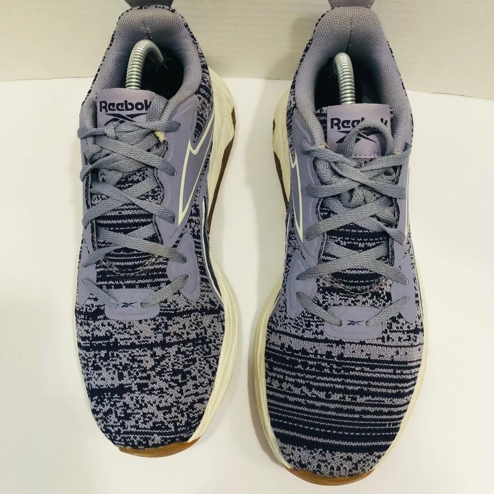 Reebok Liquifect Running Sneaker Shoe Women 8.5 Purple Fabric‎ Lt Wt Breathable